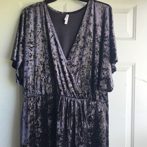 Purple Crushed velvet wrap dress 💜